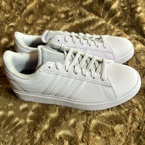 Lilac Adidas Cloudfoam Sneakers